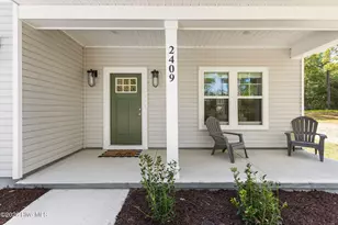 2409 Sunset Harbor Rd SE, Bolivia, NC 28422 - Photo 4