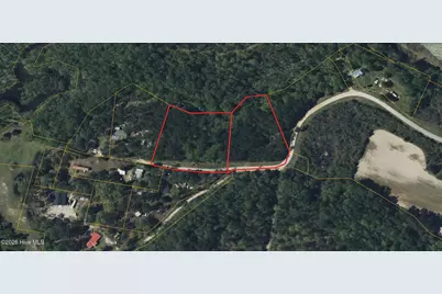 340 Willis Landing, Vanceboro, NC 28586 - Photo 1