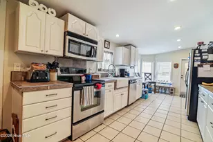 1168 Wilma Ave SW, Supply, NC 28462 - Photo 8