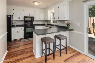 2325 Vineyard Dr, Winterville, NC 28590 - Photo 12