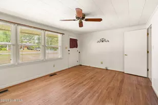 118 Forest Dr W, Whiteville, NC 28472 - Photo 10
