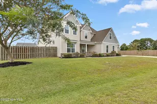 104 Bethea St, Holly Ridge, NC 28445 - Photo 12