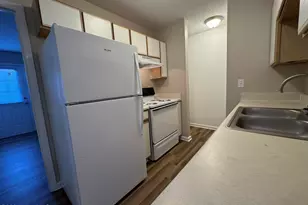 2375 Hurt Dr, Rocky Mount, NC 27804 - Photo 6