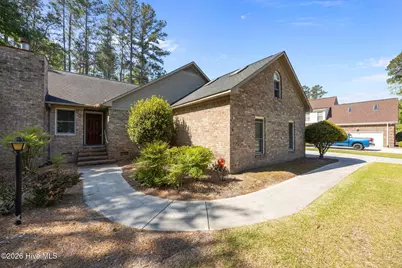120 Saint Andrews Circle, New Bern, NC 28562 - Photo 2