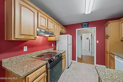 120 Saint Andrews Circle, New Bern, NC 28562 - Photo 8