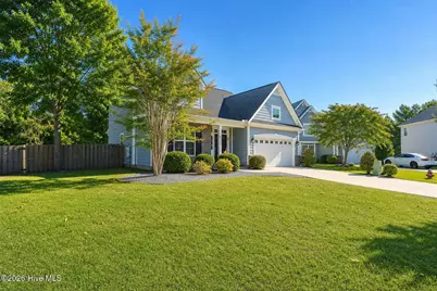 417 Harlequin Court, Sneads Ferry, NC 28460 - Photo 2