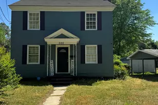 300 Corning St, Hamlet, NC 28345 - Photo 1