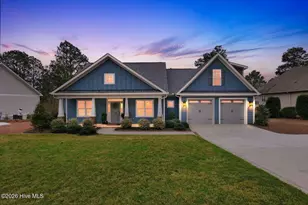 127 Longleaf Dr, West End, NC 27376 - Photo 4