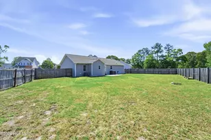 304 Rowland Ct, Richlands, NC 28574 - Photo 20