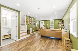 406 N B St, Bridgeton, NC 28519 - Photo 16