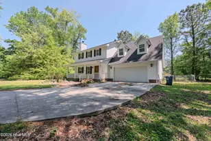 411 Candlewood Dr, Jacksonville, NC 28540 - Photo 6