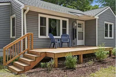465 N Leak Street, Southern Pines, NC 28387 - Photo 1