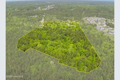 235 Morris Court, Jacksonville, NC 28540 - Photo 4