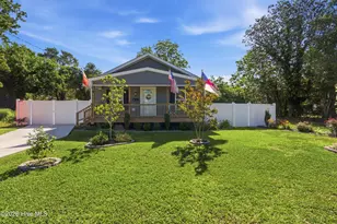 216 Jones St, New Bern, NC 28562 - Photo 2
