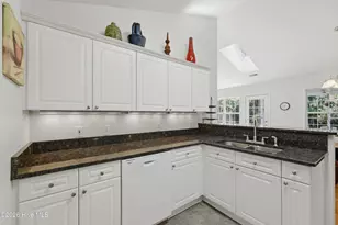 657 Grey Squirrel Dr, Wilmington, NC 28409 - Photo 12