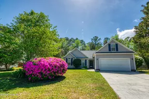 657 Grey Squirrel Dr, Wilmington, NC 28409 - Photo 2