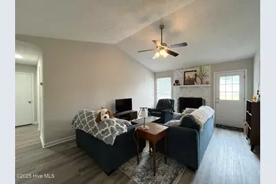 5721 Randleman Street, Fayetteville, NC 28304 - Photo 6