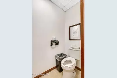 231 Memorial Drive, Jacksonville, NC 28546 - Photo 20