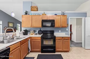 303 N Grazing Ct, Sneads Ferry, NC 28460 - Photo 12
