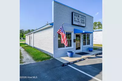 2102 Trent Boulevard, New Bern, NC 28560 - Photo 1