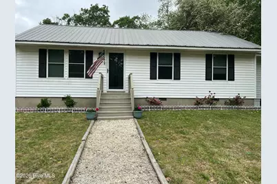 206 D Carlton Street, Carthage, NC 28327 - Photo 2