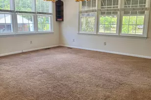 409 Myrtle Ave, Hamlet, NC 28345 - Photo 10