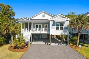 334 NE 54th St, Oak Island, NC 28465 - Photo 2
