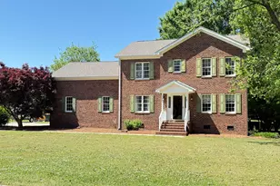 103 Ridgecrest Dr, Mount Olive, NC 28365 - Photo 1