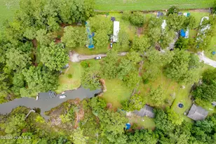 130 Holiday Ln, Oriental, NC 28571 - Photo 4