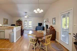 223 Lakemere Dr, New Bern, NC 28562 - Photo 8