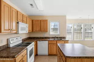 928 S 10th St, Wilmington, NC 28401 - Photo 10