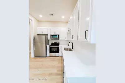 907 Wooster Street, Wilmington, NC 28401 - Photo 2