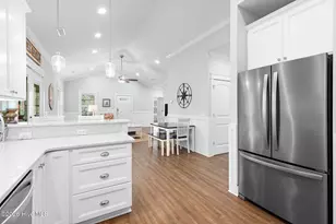 105 NW 29th St, Oak Island, NC 28465 - Photo 8