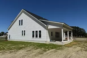 4089 Regina Ln, Ayden, NC 28513 - Photo 4