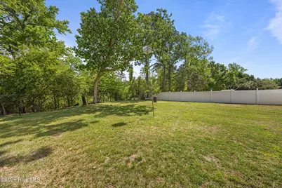 116 Bur Oaks Boulevard, Newport, NC 28570 - Photo 12
