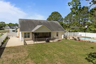 116 Bur Oaks Blvd, Newport, NC 28570 - Photo 6