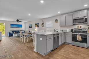 2040 Course Ln, Surf City, NC 28445 - Photo 16