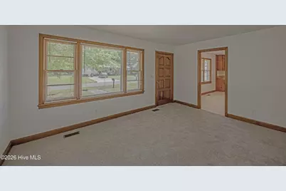610 W Church Street, Beulaville, NC 28518 - Photo 10