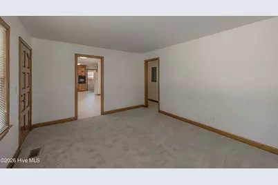 610 W Church Street, Beulaville, NC 28518 - Photo 12