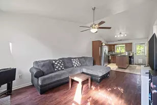 1037 Spring Villa Dr, Jacksonville, NC 28540 - Photo 12