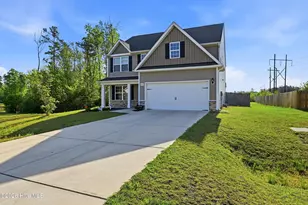 697 Poppleton Dr, Hampstead, NC 28443 - Photo 4