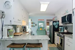 2 W Henderson St, Wrightsville Beach, NC 28480 - Photo 6