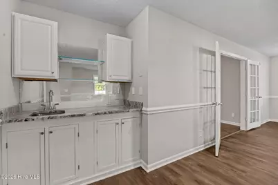 113 Stuart Avenue, Lake Waccamaw, NC 28450 - Photo 14