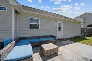 221 Breakwater Dr, Sneads Ferry, NC 28460 - Photo 32