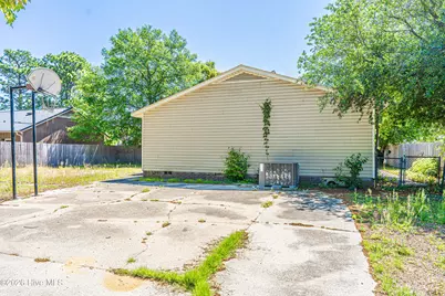 3026 Akron Drive, Hope Mills, NC 28348 - Photo 24