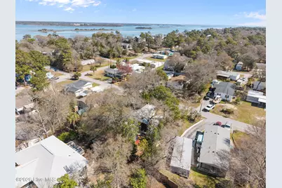 315 Miller Street, Emerald Isle, NC 28594 - Photo 4