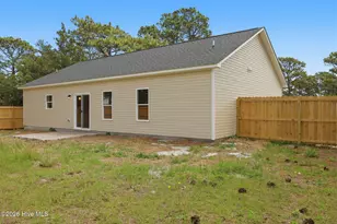 113 N King St, Hubert, NC 28539 - Photo 38