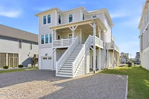 9059 W 9th St, Surf City, NC 28445 - Photo 4