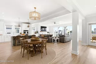9059 W 9th St, Surf City, NC 28445 - Photo 8