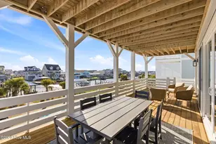 9059 W 9th St, Surf City, NC 28445 - Photo 24